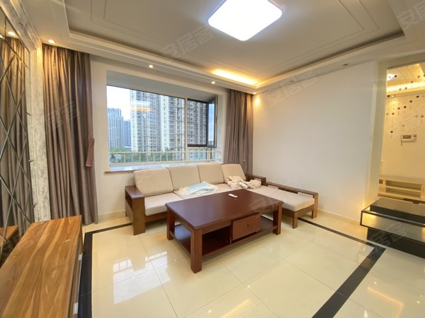 青岛黄岛薛家岛海信凤凰金岸地铁口天目山路 精装套二 海信品质拎包