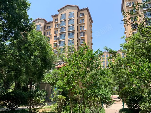 青岛李沧沧口公园阳光香蜜湖(b区)临近m1号线兴国路站300米 一楼已