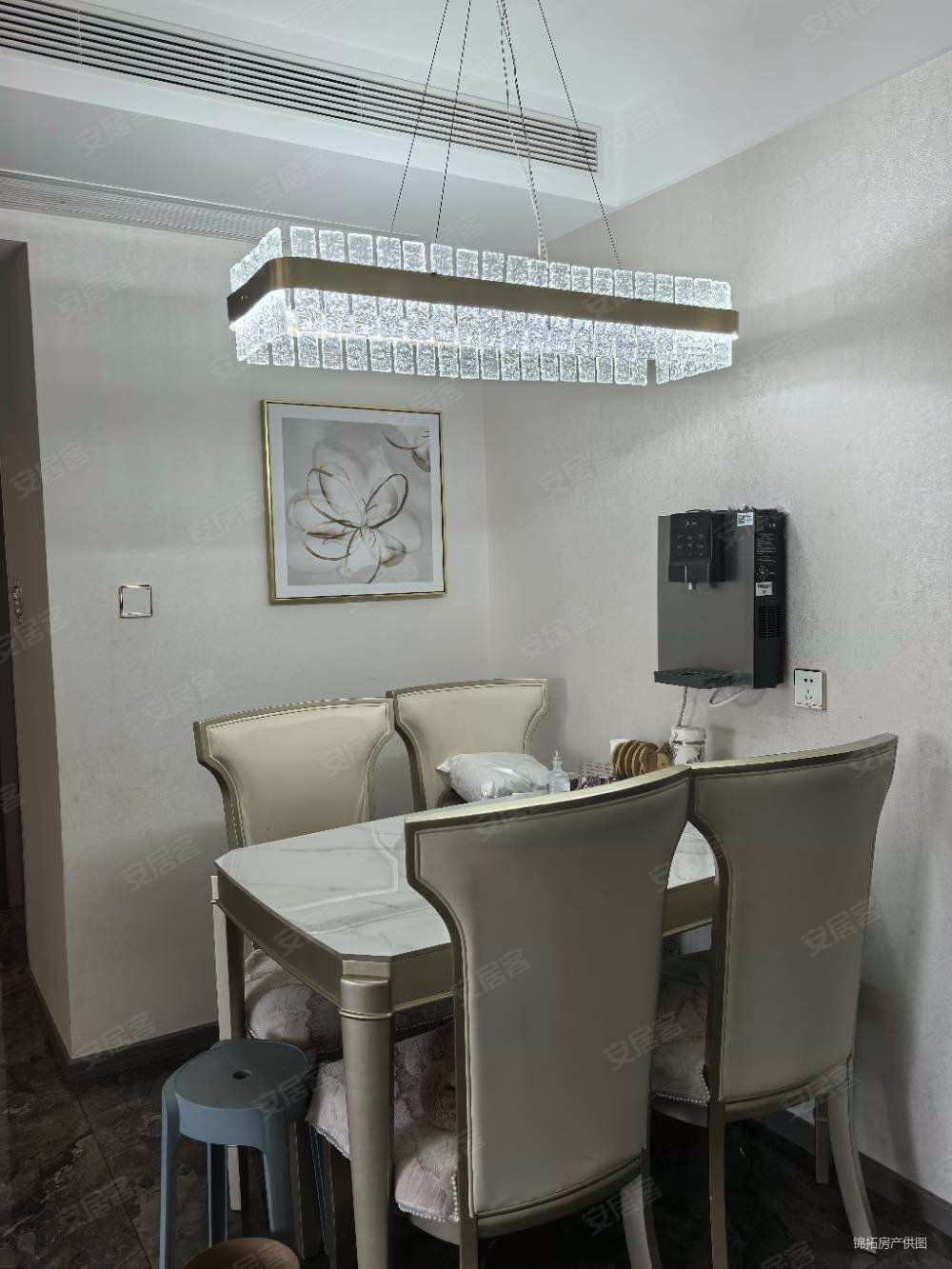 水岸壹号3室2厅2卫108.84㎡南北87万