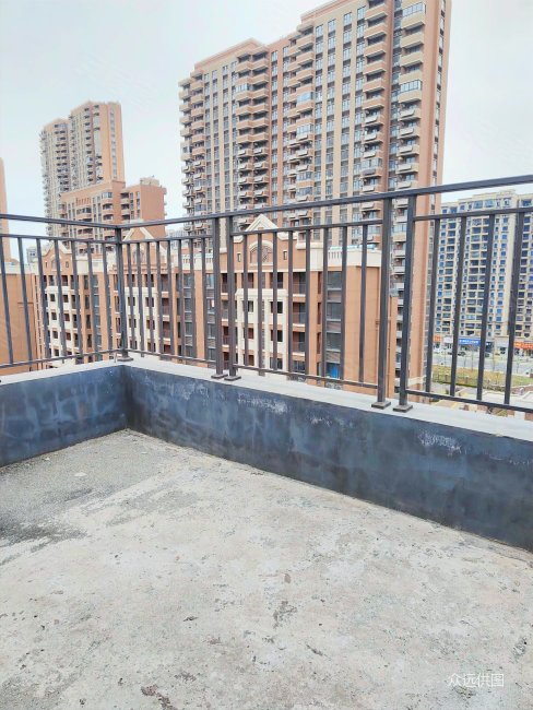 南京北站旁汊河新城地铁口旁9层电梯洋房露台得房率高