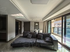 重庆两江新区中央公园秒租轻轨洋房 住家精装横厅大3房 朝南朝中庭 品牌家具家电出租房源真实图片