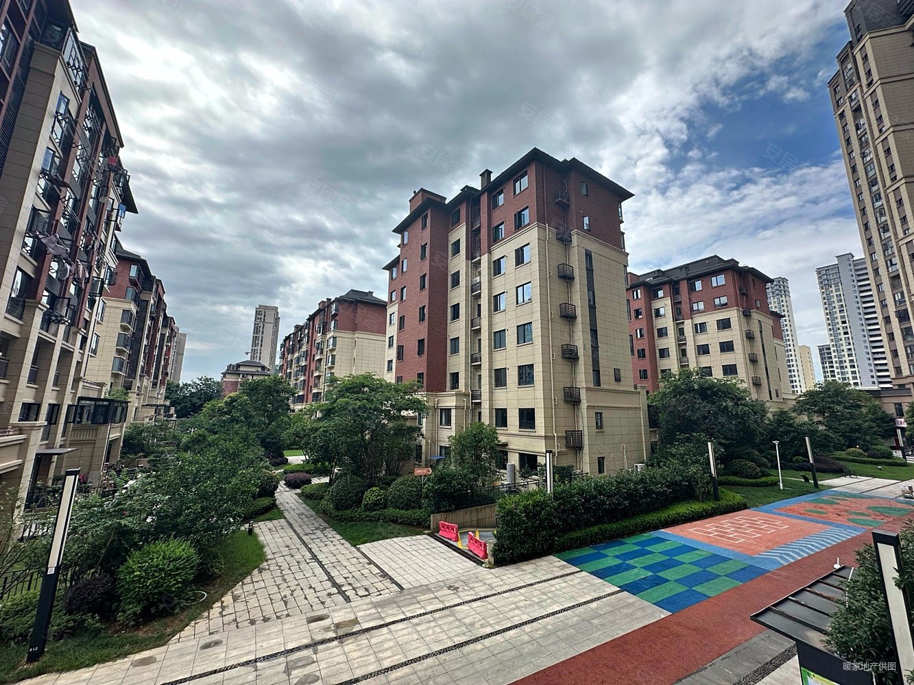 直降20万阳光城青山湖大境电梯洋房次新房小区