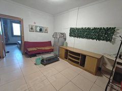 鹰潭月湖月湖城区急租!市中心正大北路 家具家电齐全 可拎包入住 随时看房出租房源真实图片
