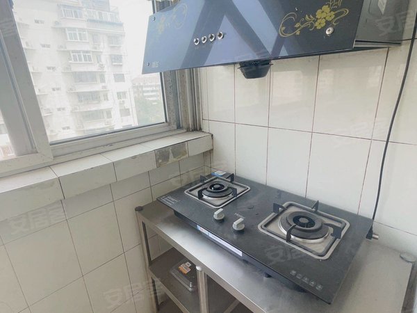 【多图】金湾花园,上杭路租房,河东万达 爱琴海 带阳台 门口生活便利