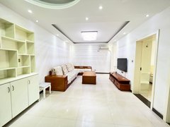 郑州金水曼哈顿曼哈顿广场朝南两室 民水电燃 无中介费 燕庄站 商圈 可月付出租房源真实图片