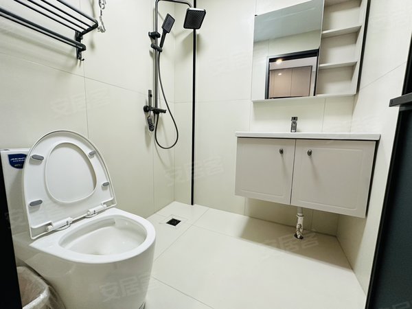 东阳东阳市区世茂大道振兴路159号楼振兴路夜市 新光汇 五洲之星附近 单间电梯房 拎包入住出租房源真实图片