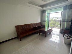 江门台山台城中环广场附近,2房2厅,电梯楼,拎包入住,环境舒服。出租房源真实图片