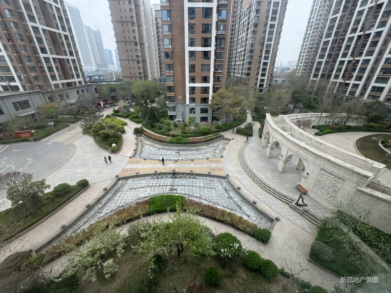 荣景园四室 满五 带车位 23 实验 正对社区花园 急售,阿尔卡迪亚二手