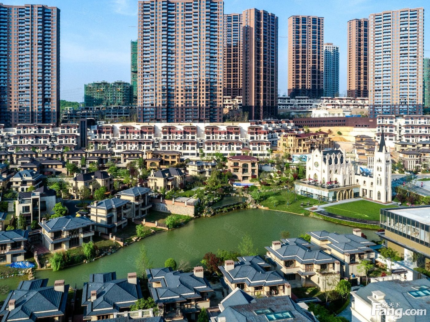 广大城耀境25地块|观清路21号4室2厅2卫143平方米