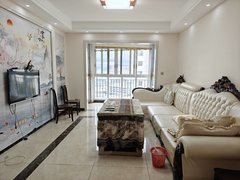 昭通昭阳昭阳城区仅租1000一月 彩云小区 精装三居室 带家具家电 停车方便出租房源真实图片