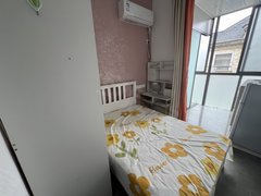 上海松江九亭整租，超南带阳台，一室户，便宜租出租房源真实图片