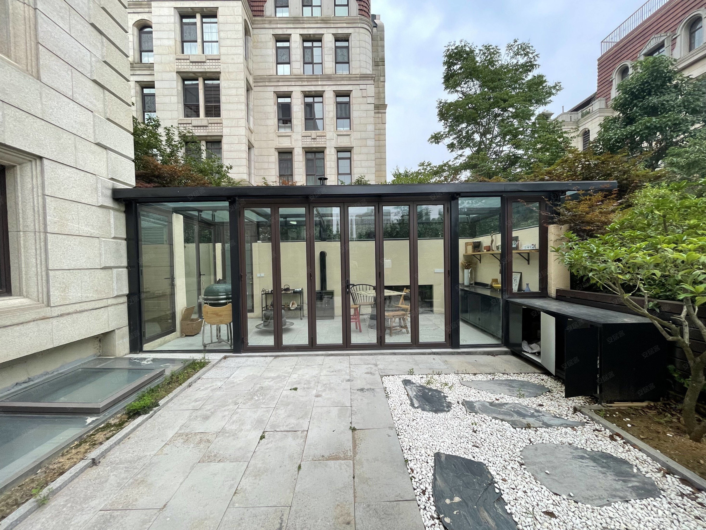 颐山源墅 挑空复式 6米超大客厅 三个独立大卧室 带双车位