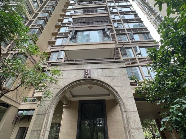 南宁江南10 1商业大道龙光玖珑府金阳地铁口 那洪大道江南盛天地旁