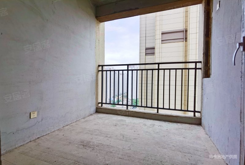 地铁8号线 商品房 全新毛坯三房 边户 看房有钥匙,文一名门华府二手房