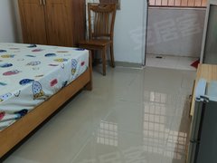 三亚吉阳临春河路商品街十三巷小区 1室0厅1卫出租房源真实图片
