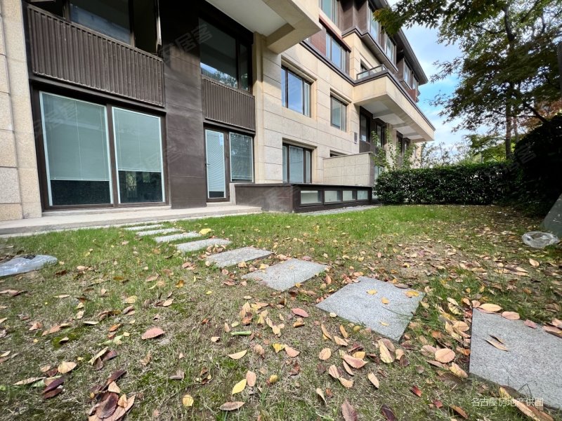 狮山脚下原著花园叠加别墅带南北大花园送两个车位