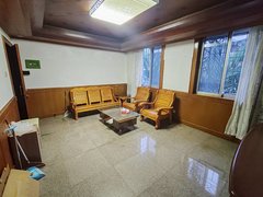 厦门思明湖滨南路新出 中山医院 电梯四房 零距离上下班 看房随时出租房源真实图片