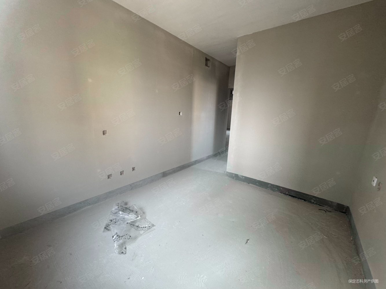 中国府3室2厅2卫120.04㎡南北115万