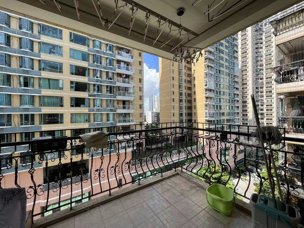 深圳福田香蜜湖香荔花园(三期)香荔花园(三期) 4室2厅2卫 配套齐全