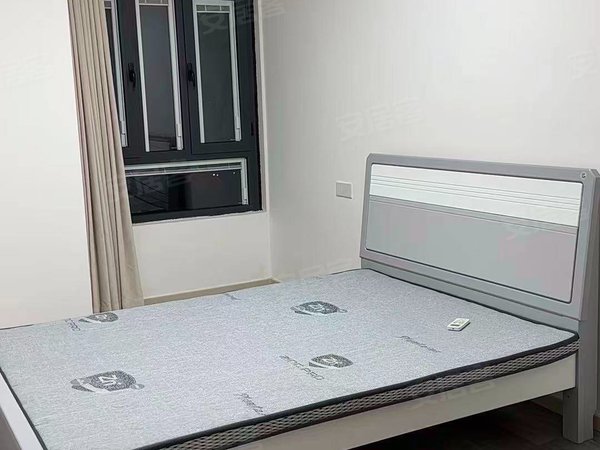 徐州新沂建邺路高铁花园高铁花园精装三室家具家电齐全拎包入住出租房源真实图片