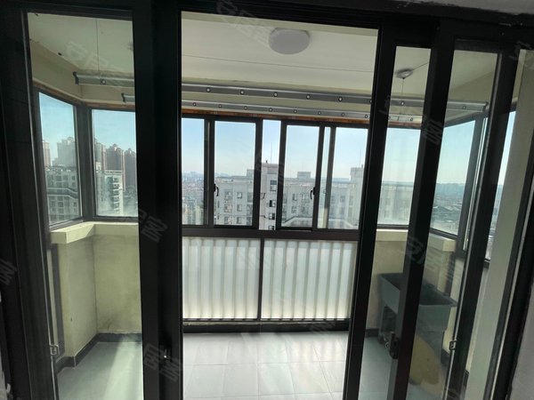 上海松江松江老城华亭荣园华亭荣苑精装2室一厅一卫,带朝南阳台,个人