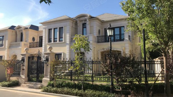 密云水库旁叠拼别墅 万科打造 度假养老 总价310万起