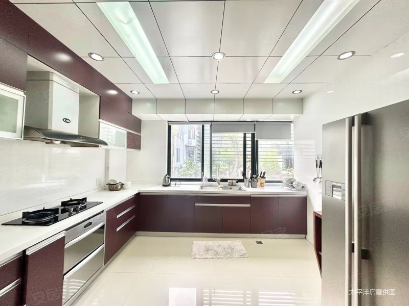 金地格林春晓(别墅) 联排 居住密度低 购物方便 南向采光好