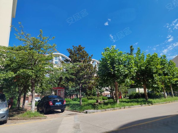 青岛黄岛隐珠滨海新村兰亭小学旁,滨海新村,多层2楼套三,家具家电齐全
