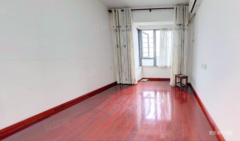 次新电梯鼎泰花园南环汇邻南门沃尔玛轻轨口旁着急出售可谈