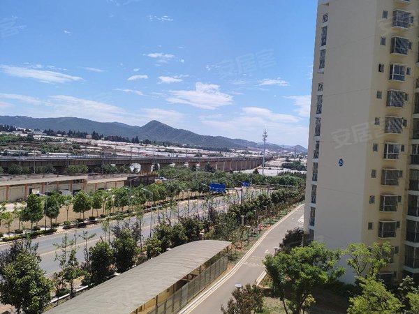 昆明呈贡马金铺林塘小区呈贡马金铺地铁站旁廊桥阳光购物广场出租房源