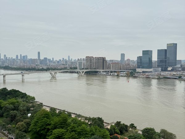 【多图】保利天悦,琶洲租房,广州江景大平层保利天悦花园 377平 五房