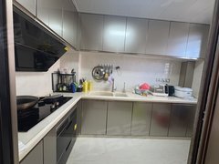 厦门湖里湖边水库片区软件园，地铁旁，湖边水库世茂湖滨首府出租房源真实图片