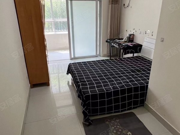 聊城开发区当代国际黄山公寓黄山路振华创业附近精装阳台屋采光好无中