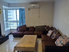 三门峡湖滨湖滨城区宏江中央广场 梦之城旁边 购物出行都非常便利 拎包入住出租房源真实图片