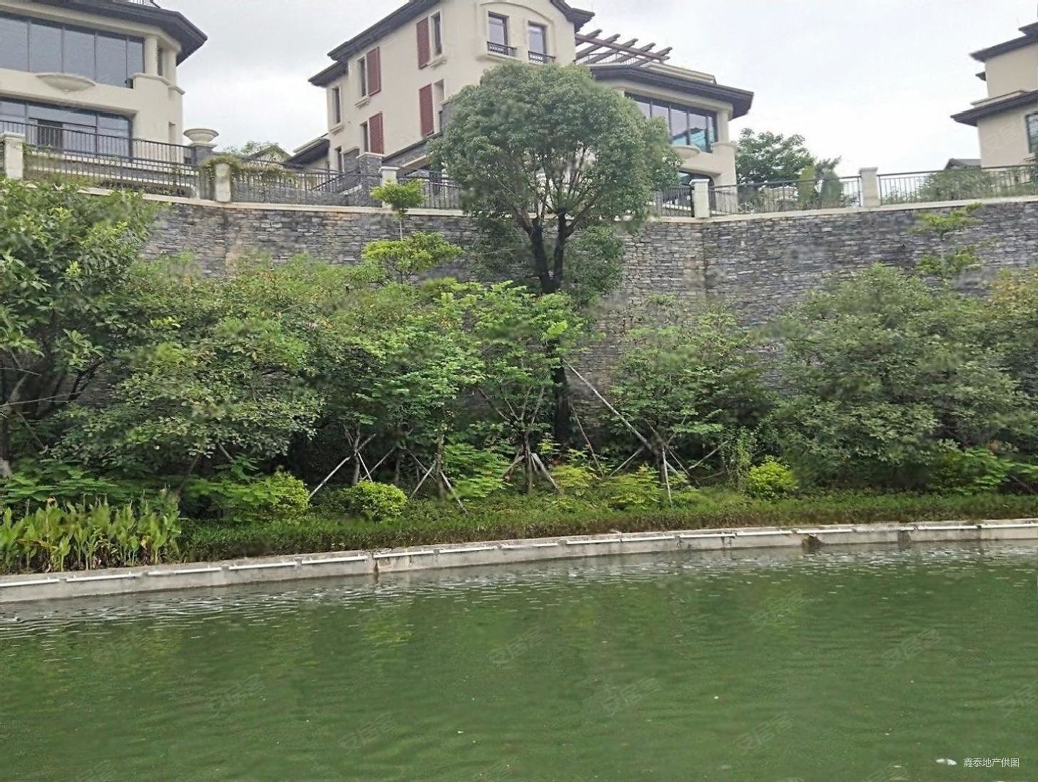 长安 莲花山脚下 新出看湖独栋575平 花园400平带游泳,莲湖山庄二手房