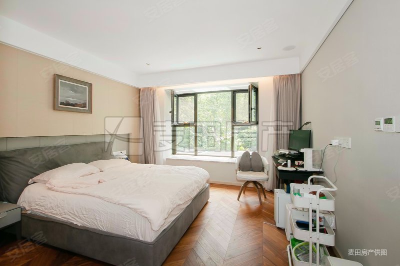 中国玺5室3厅5卫302.25㎡南北2900万