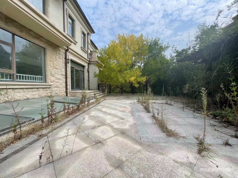 惊喜新房源海信依云谷独栋别墅多套房源多套户型欢迎咨询