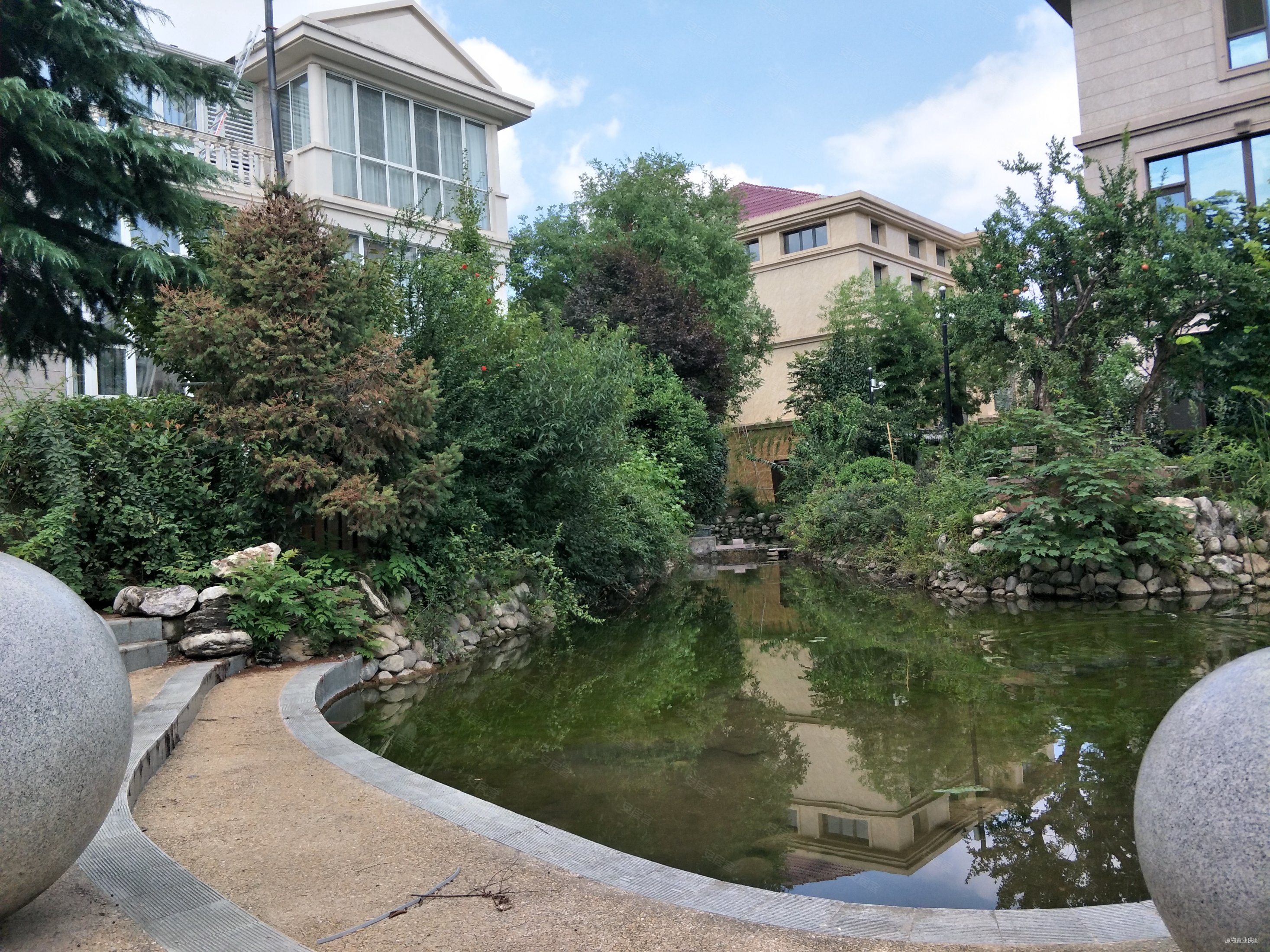 急售,枫丹白露苑(别墅)二手房,1180万,6室3厅,5卫,550平米-西安安居客