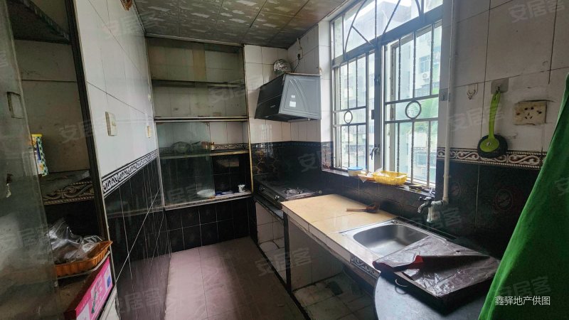 3楼三房 近西丽高铁 满五 正规商品房,松坪村竹苑二手房,488万,3室2厅