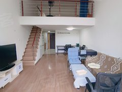 带大阳台Loft 地铁口二附院 丰和立交南昌桥岭口路学府大道