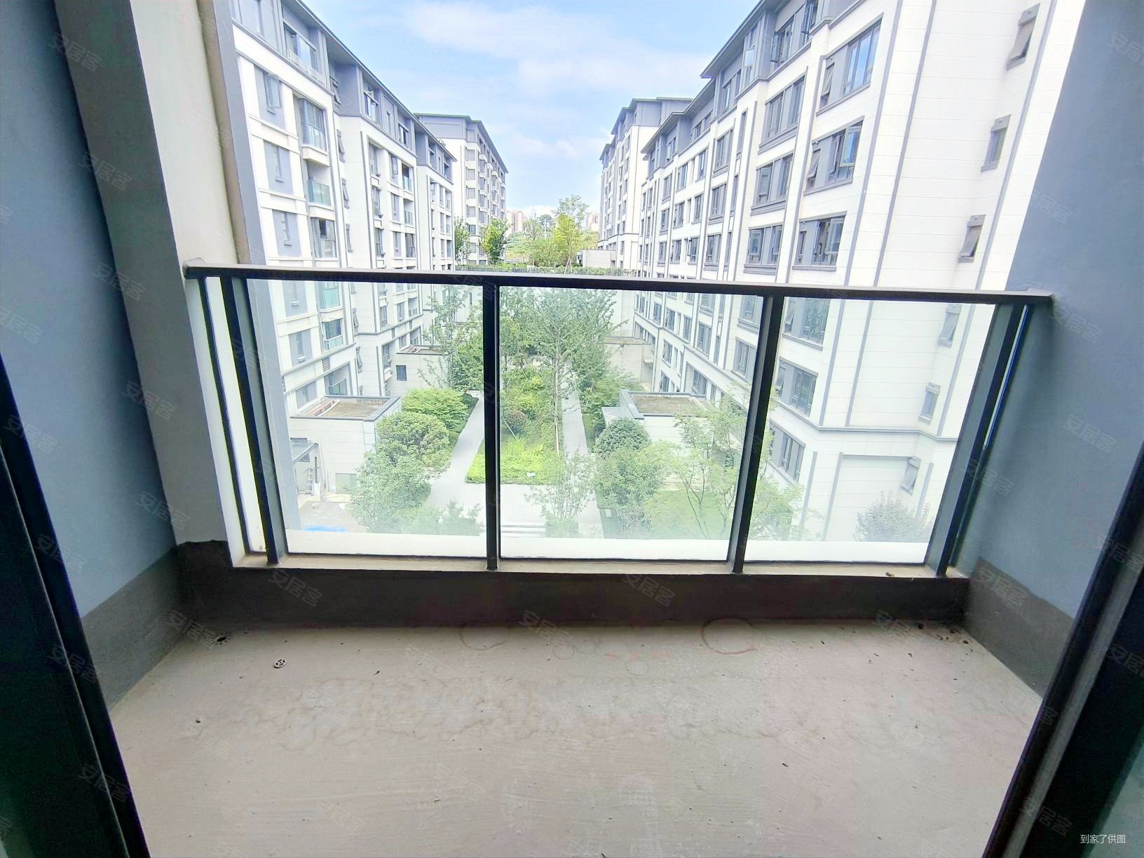 性价比高,环境优美,价格可以商量,融创溪山春晓(三期)二手房,113万,3