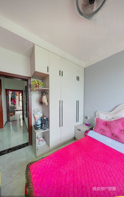 城南电梯房,好楼层,户型方正,经典三室,楼间距宽,采光好,康德郡二手房