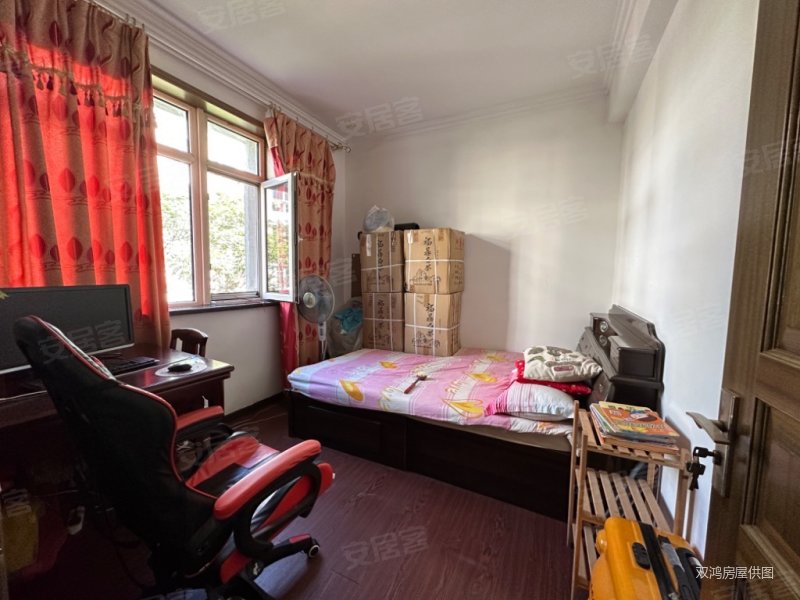 康馨园框架房 大落地窗 三室两厅近市场近车站