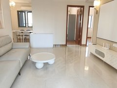 海口美兰海甸出租 恒大美丽沙天瑞湾 电梯三房朝南 家具家电齐全 拎包入住出租房源真实图片