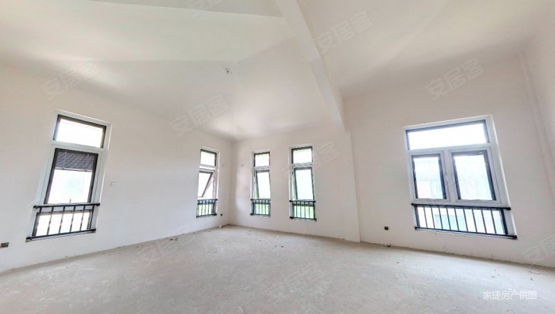 出国急售 双拼别墅 180平花园 赠两个车位 业主包税,中航樾公馆(别墅)