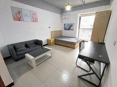 青年公寓  近商学院 宝龙 绿地智尊 龙洋园区 可短租带阳台