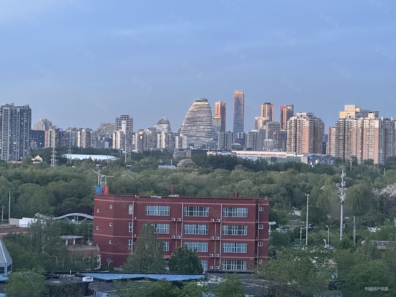 随时可以面谈,半岛国际公寓二手房,889万,2室2厅,2卫,99平米-北京安居