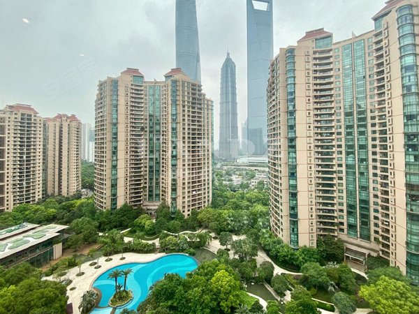 上海浦东陆家嘴仁恒滨江园(三期)陆家嘴顶层复式带大露台 58000元月