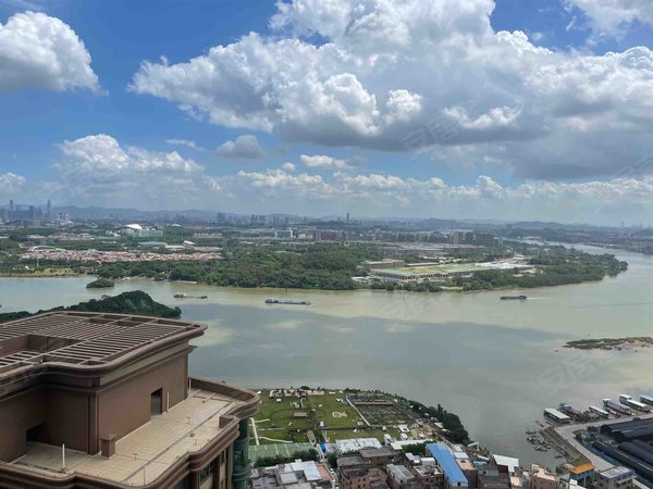 广州番禺广州雅居乐雅居乐剑桥郡剑桥汇剑桥郡剑桥汇 4室2厅3卫 精