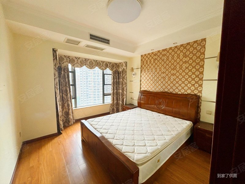 7米大横厅 业主急售,价格可以谈,恒基雍翠名门二手房,148万,3室2厅,2